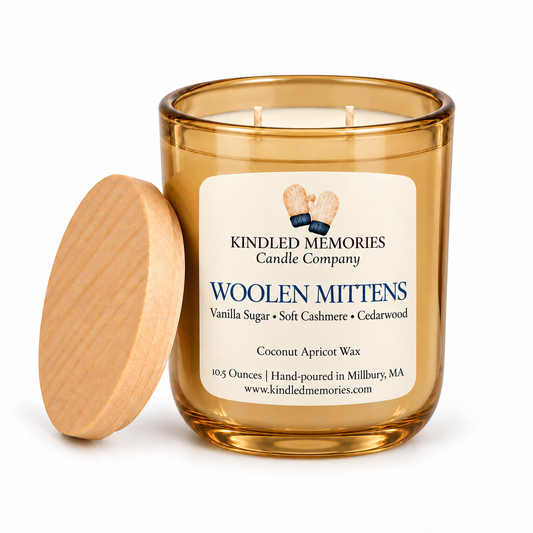 Woolen Mittens - Coconut Apricot Wax Candle